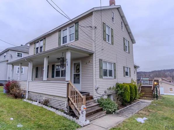 906 Wissinger Rd, Windber, PA 15963