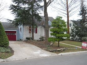 2nd image of 16 Ovington Ave