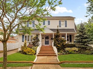 414 144th Bch, Rockaway Park, NY