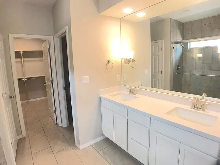1701 Camino Rustica SW — Photo 24