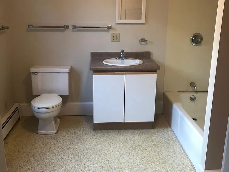 108 Apsley St #1 — Photo 5