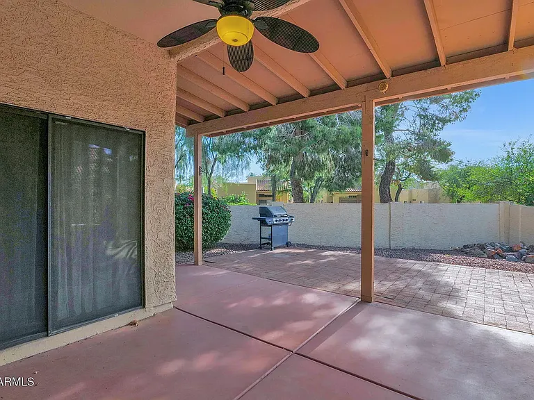8979 E Gail Rd — Photo 25