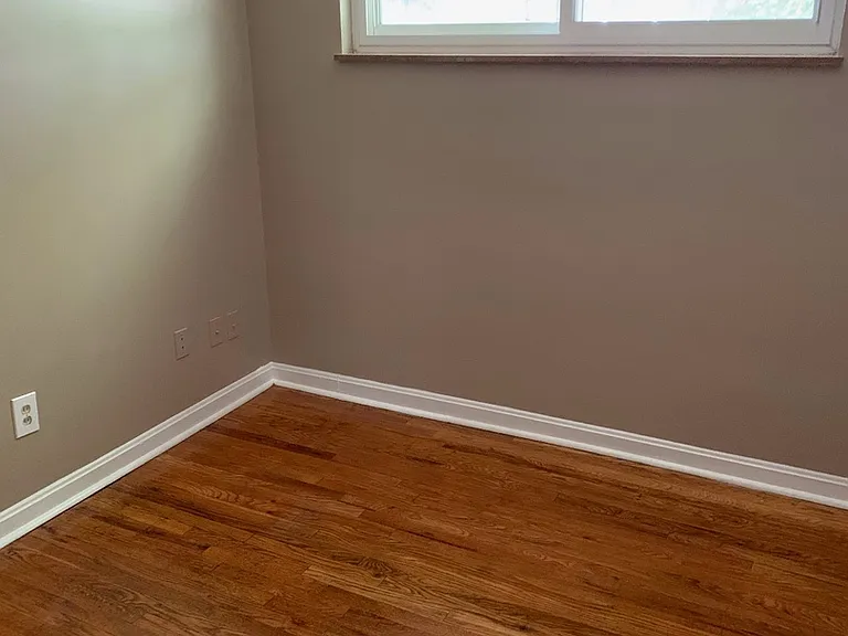 2180 Townhill Dr — Photo 12