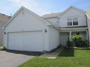 1221 Manchester Dr, Mundelein, IL