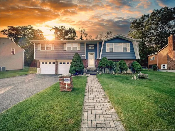 110 Carriage Drive, Waterbury, CT 06708