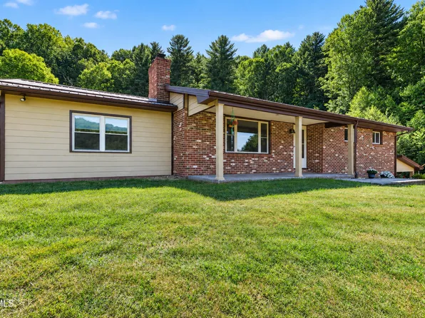 745 Quarter Branch Rd, Sugar Grove, VA 24375
