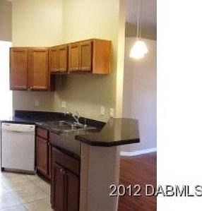 4th image of 5234 Oates Ave