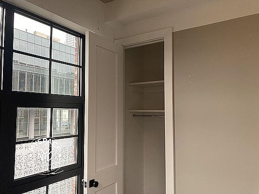 5th image of 61 Metropolitan Ave #418