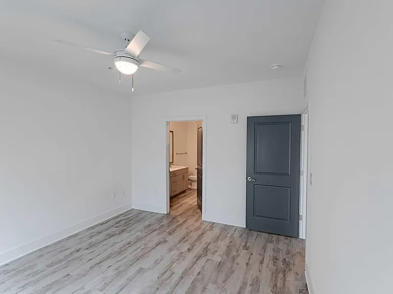 Forena Luxury Living — Photo 112