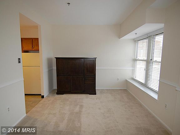 5th image of 900 N Taylor St APT 2126