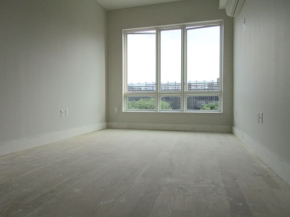 3rd image of 880 Dekalb Ave #306DEKT