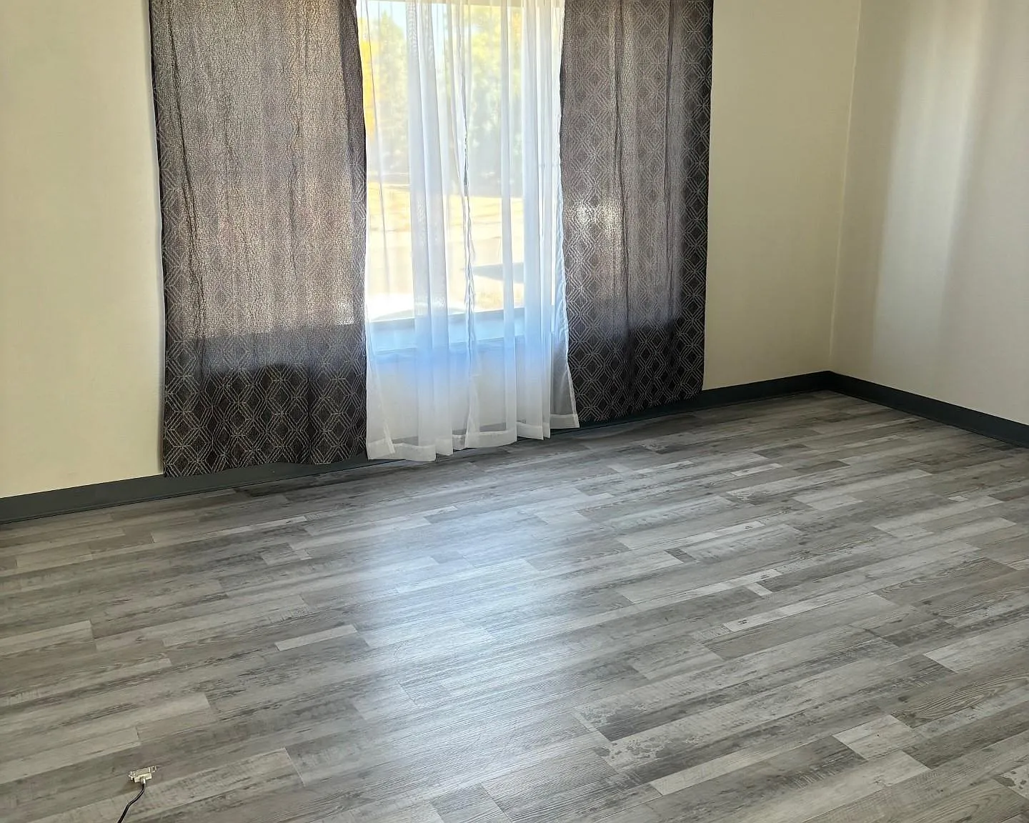 2 bed, 941 sqft, $975 — Photo 2