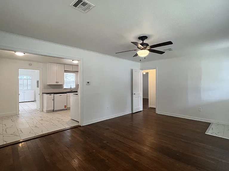 1706 W Arrowhead Pl — Photo 24
