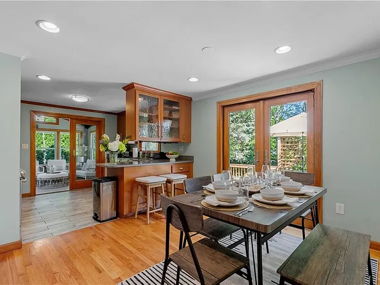 46 Steamboat St — Photo 8