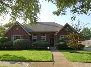 16822 Willow Bend Ct, Sugar Land, TX 77479