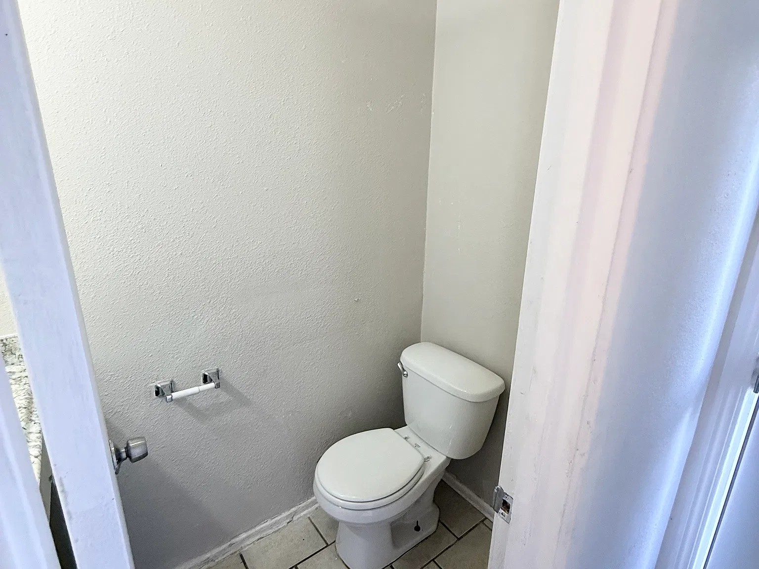 2 bed, 1.5 bath, 1250 sqft, $850 — Photo 3