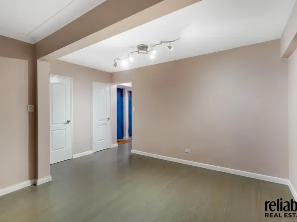 3060 Ocean Avenue image 2 of 7