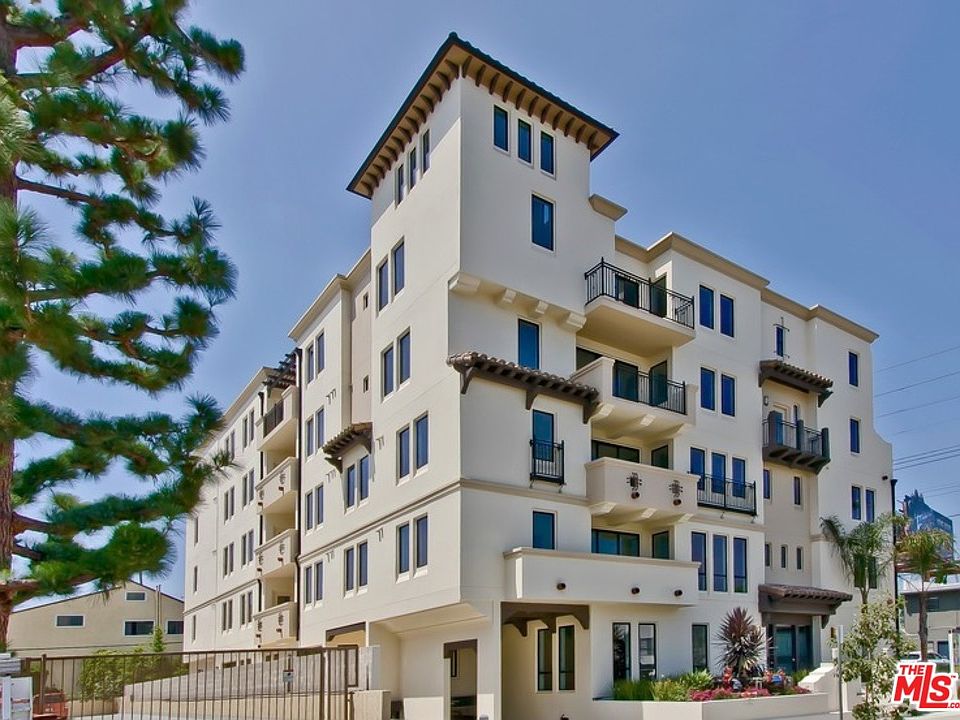 1st image of 1817 S Prosser Ave #302