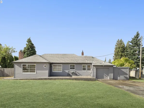 15119 SE Kronberg Ave, Milwaukie, OR 97267
