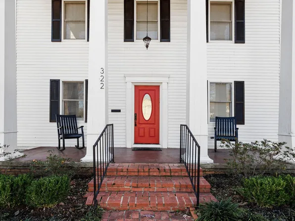 322 Lindsey Ln, Tyler, TX 75701