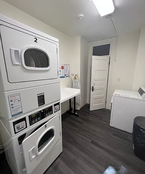 4 Garden Ct #1C — Photo 11