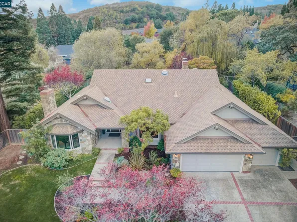 55 Sanders Ranch Rd, Moraga, CA 94556