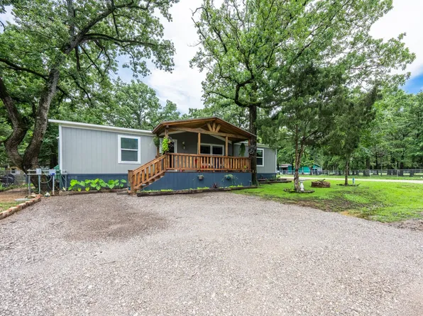 200 Pecos Dr, Mabank, TX 75156