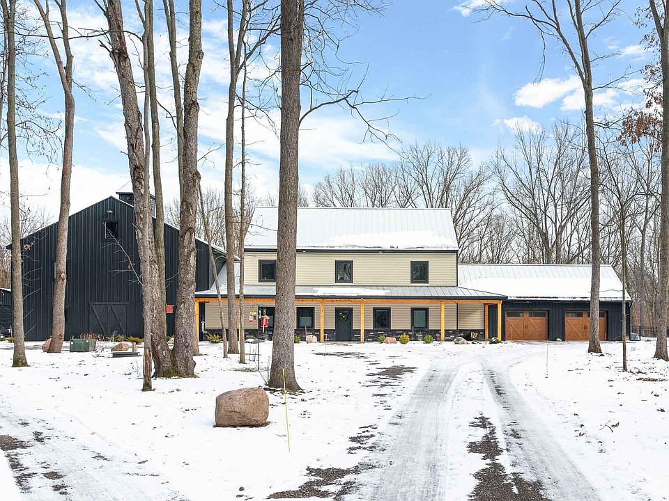 3135 College St, Niles, MI 49120 Zillow