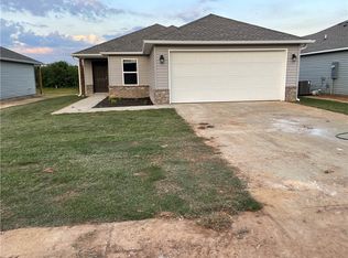 3411 Red Tail Way, Farmington, AR 72730