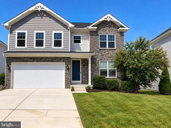 7953 Meridian Dr, Pasadena, MD 21122
