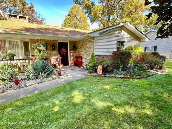 2680 W Nestel Rd, Prudenville, MI 48651