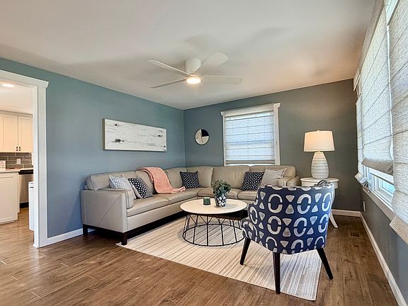 5th image of 21437 W Engle Dr