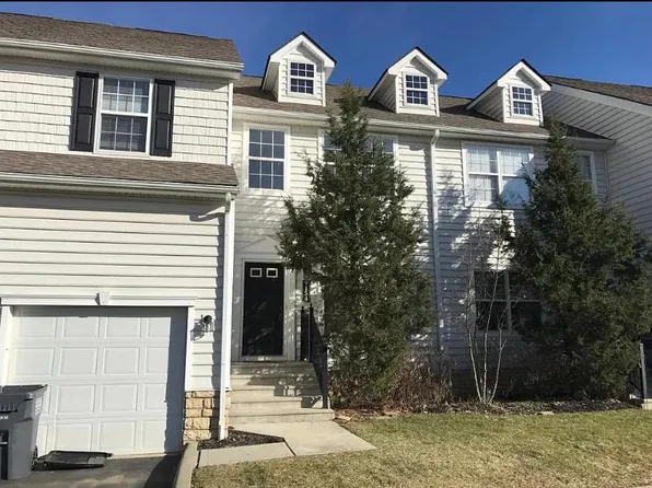 9166 Walker Park Dr, Columbus, OH 43240