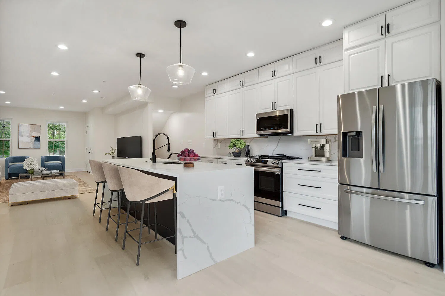 3 bed, 2.5 bath, 1478 sqft, $4,000 — Photo 1