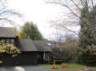 519 Townwood Dr, Albany, NY