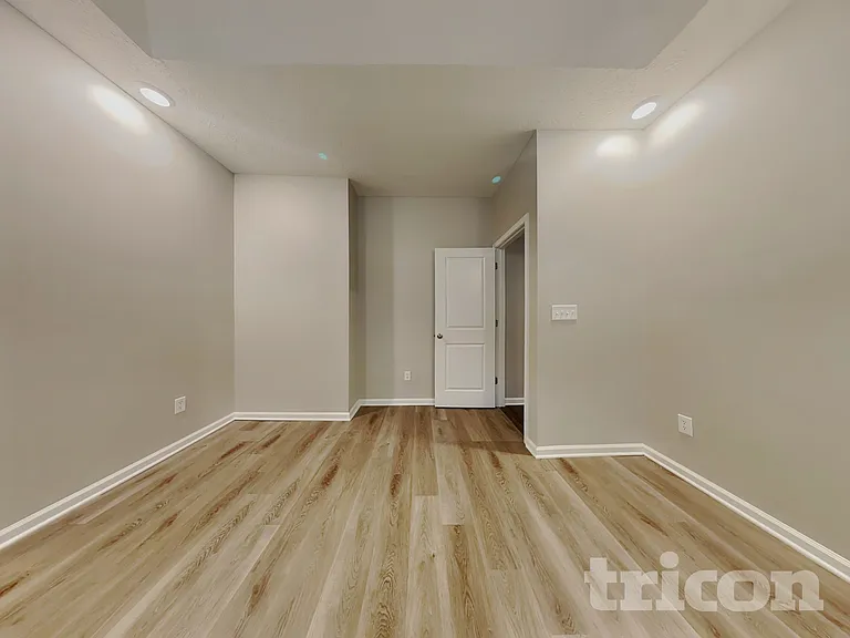 1614 Danielle Rd — Photo 7