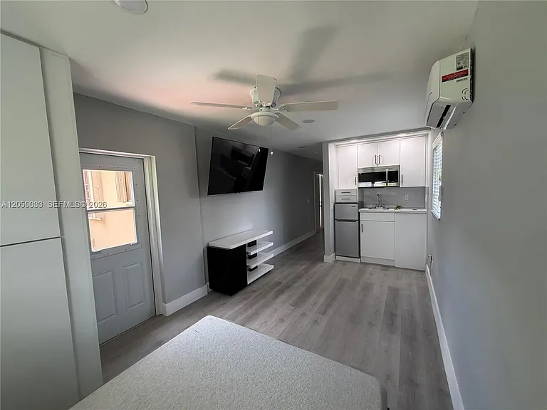 7889 NW 174th St #STUDIO — Photo 4