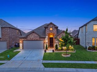 552 Taylor Dr, Fate, TX 75087