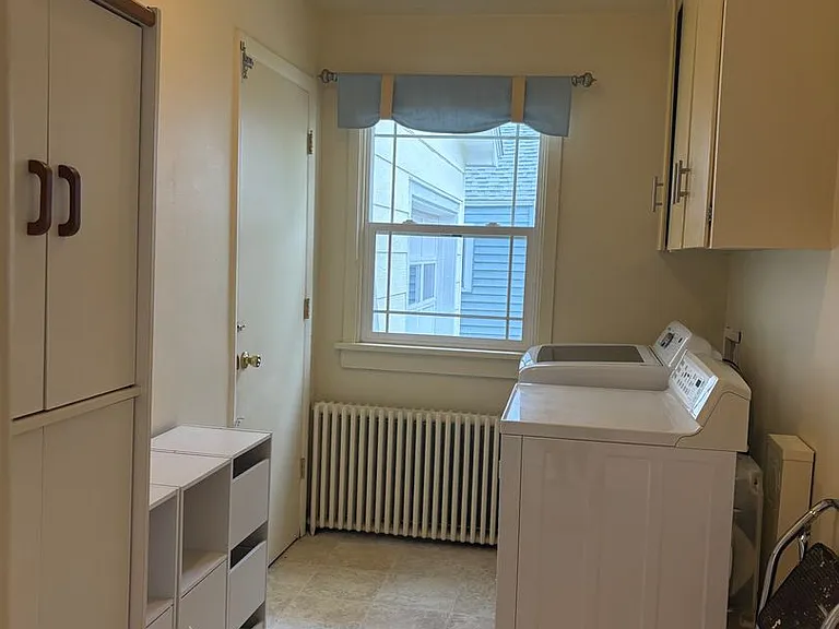 220 South Ave W — Photo 6