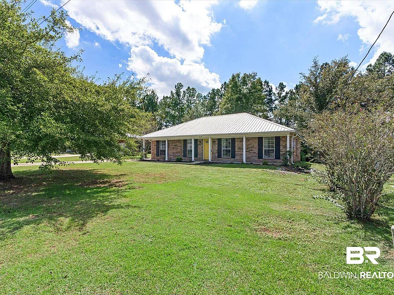 16216 Pointer Dr — Photo 2