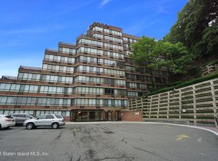 755 Narrows Rd N APT 602, Staten Island, NY 10304