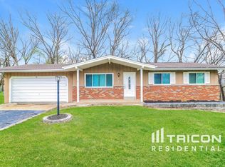 15 Jeanette Dr, Arnold, MO 63010