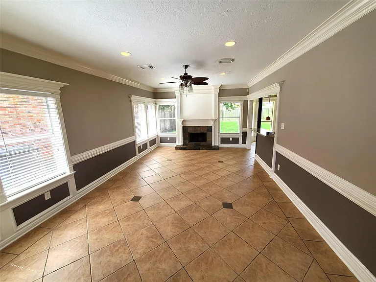 3751 Pine Cone Trl — Photo 3