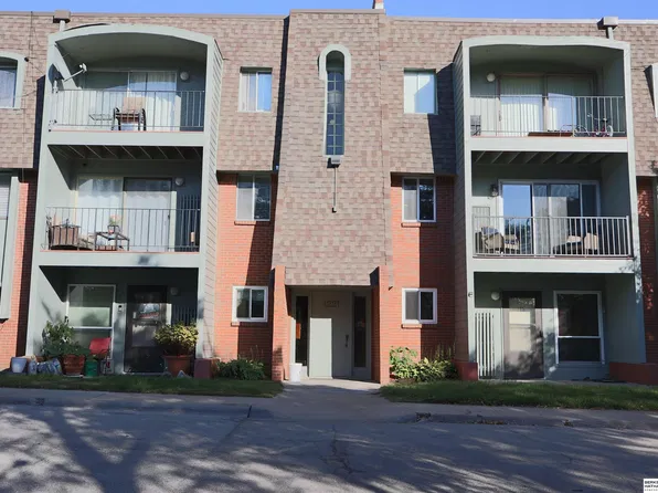 1221 S 121st Plz APT 315, Omaha, NE 68144