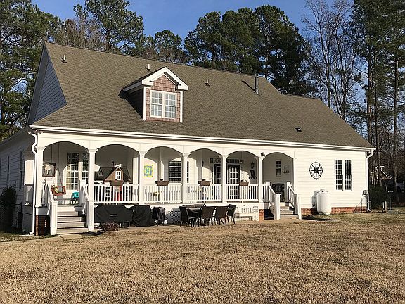 Expansive porch and patio
