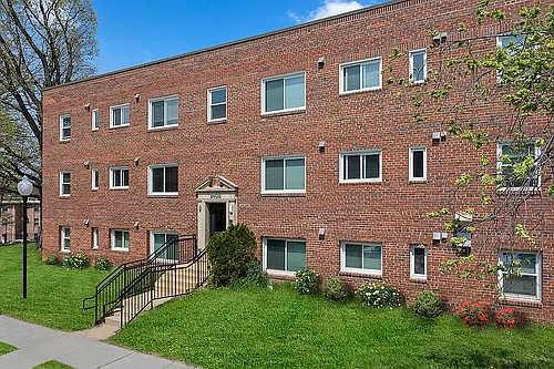 Hanover Courts Photo 1 Hanover Courts Photo 1