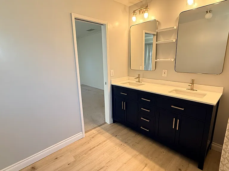 1901 N Bellflower Blvd — Photo 34