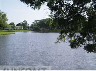 180 Eric Ct, Oldsmar, FL 34677