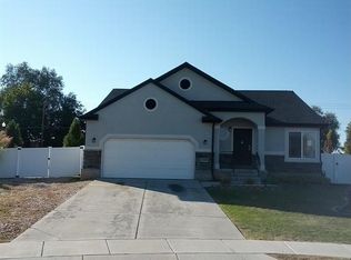 2339 W 1340 N, Clinton, UT 84015