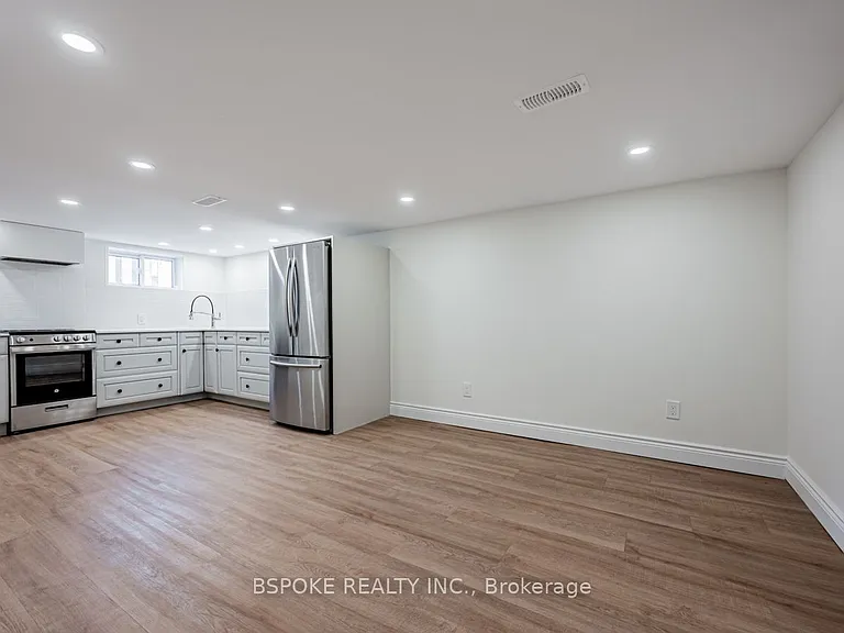 4 Hartford Ave #BASEMENT — Photo 12